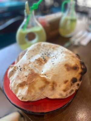 ‪zouzou Restaurant‬