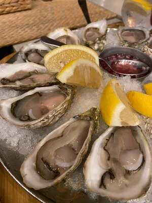 ‪dibba Bay Oysters‬