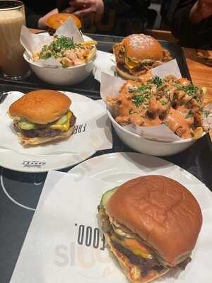 ‪pickl, Time Out Market‬