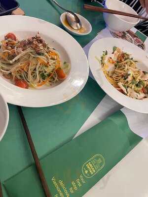 ‪saigon Station Restaurant‬