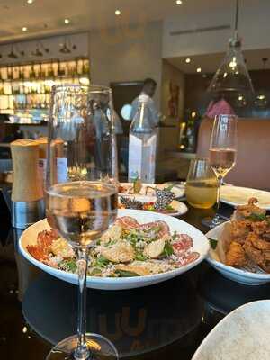 ‪firelake Grill House Restaurant And Bar‬