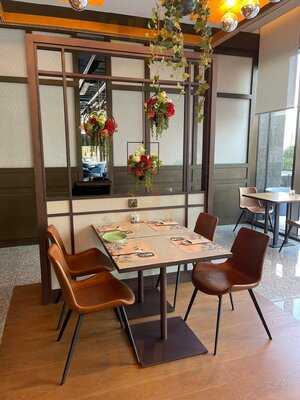 ‪alphorn Restaurant‬