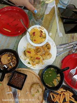 ‪nukkad Pe Bhukkad‬