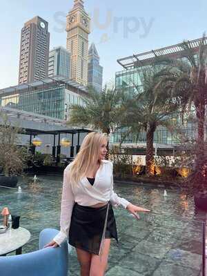 ‪glo Restaurant‬