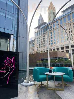 ‪glo Restaurant‬