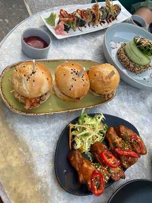 ‪glo Restaurant‬