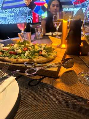 ‪hideout Al Barari‬