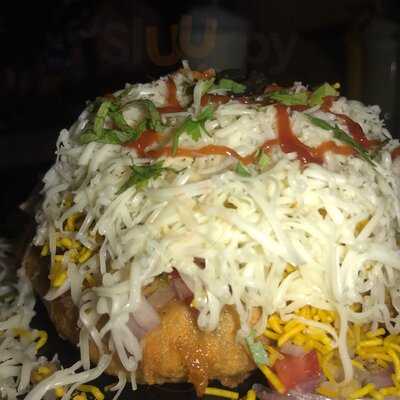 ‪chaat Bazaar Al Nahda‬