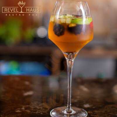 ‪revel Haus Restro Pub‬