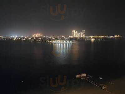 ‪choi Bar & Restaurant‬