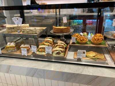 ‪lime Tree Cafe‬