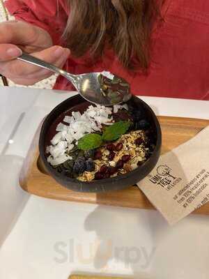 ‪lime Tree Cafe‬