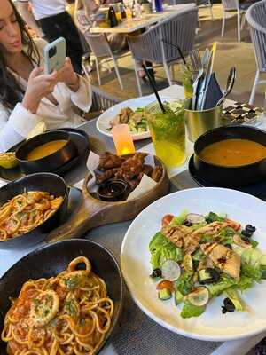 ‪exception Restaurant And Lounge‬