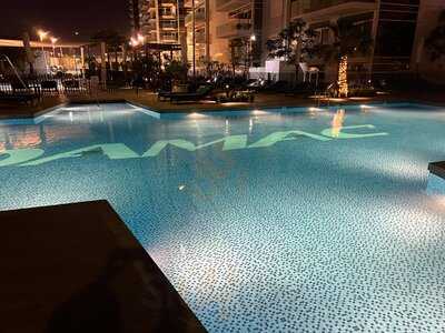 ‪the Hills Pool Deck‬