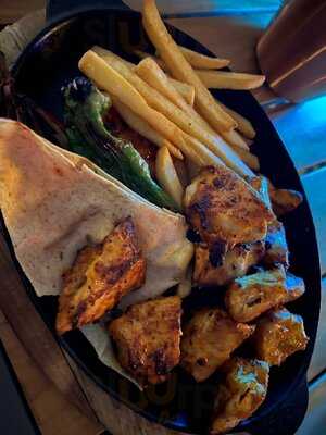 ‪the Hills Pool Deck‬