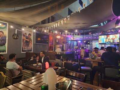 ‪b-town Restro Bar‬