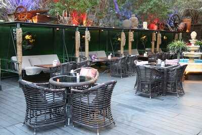 ‪piccolo Mondo View‬