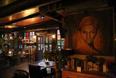 ‪piccolo Mondo View‬