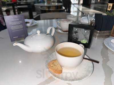 ‪the Lobby Lounge‬