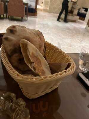 ‪narrah Restaurant & Lounge‬