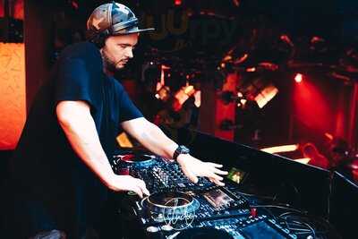 ‪studio Club Dubai‬