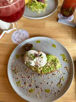 ‪mezzanine Bar & Kitchen‬