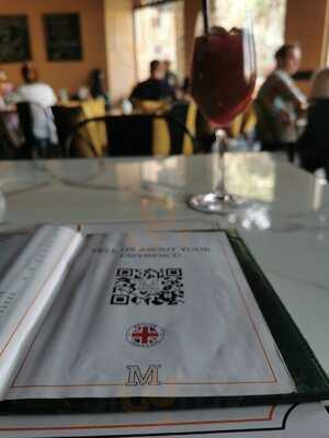 ‪mezzanine Bar & Kitchen‬