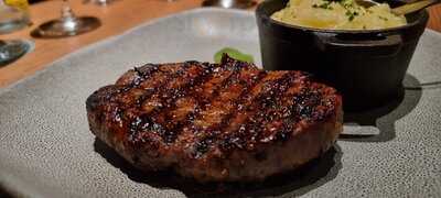 ‪hunter & Barrel Emirates Hills‬