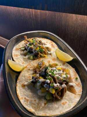 ‪hudson Tavern Dubai‬