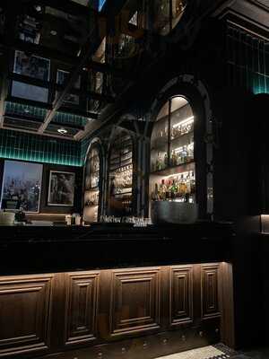 ‪hudson Tavern Dubai‬