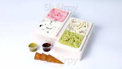 جيلاتي ساموئيل الحرفية - بوظة إيطالية