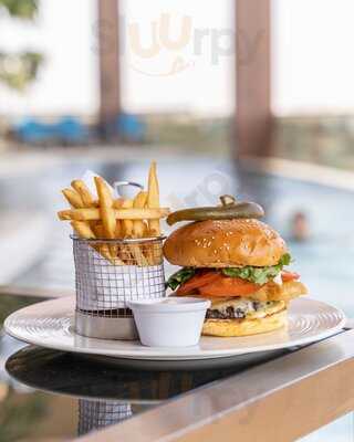 ‪the Hills Pool Bar & Lounge‬