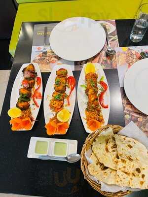 ‪golden Eats Multicuisine Restaurant‬