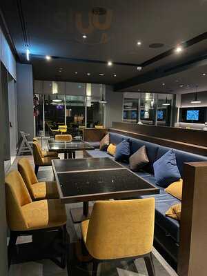 ‪pavilion Sports Lounge‬