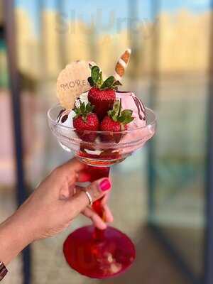 ‪morelli's Gelato - Bluewaters‬