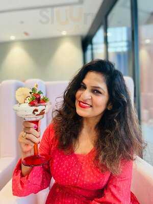 ‪morelli's Gelato - Bluewaters‬