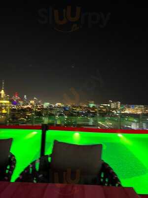 ‪high Note Pool And Sky Lounge‬