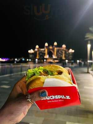 ‪glÜckspilz - The Pointe‬