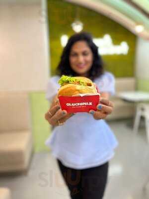 ‪glÜckspilz - The Pointe‬