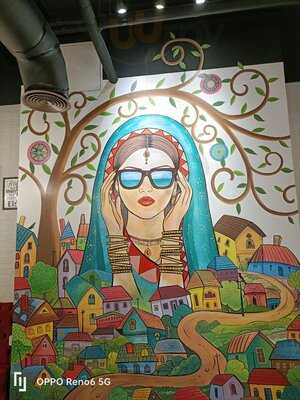 Eggys Veggy Restaurant Llc