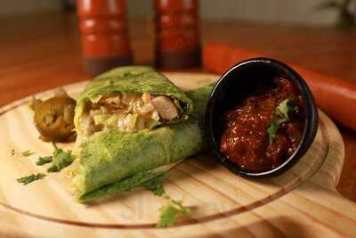 ‪little Neighborhood, Golden Mile‬