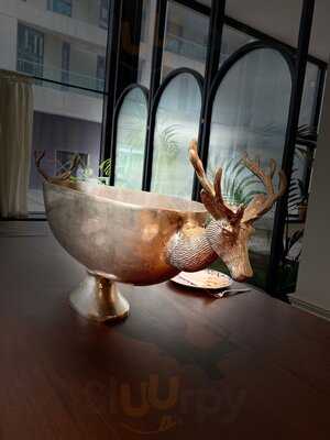 ‪weslodge Saloon City Walk‬