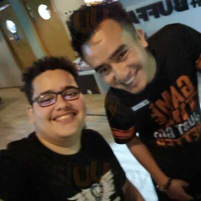 ‪buffalo Wings & Rings - Jlt‬