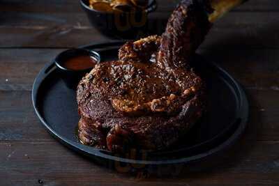 ‪the Farm House‬