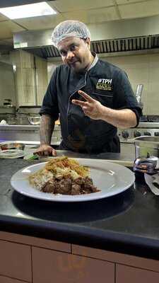 ‪tph Lakwil Restaurant, Lounge & Bar‬