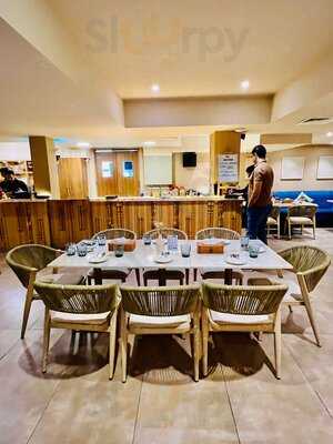 ‪miti Restaurant & Cafe‬