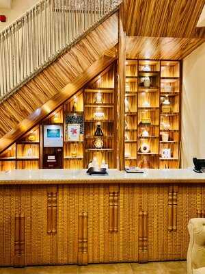 ‪miti Restaurant & Cafe‬