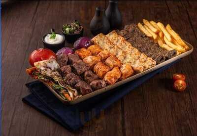 الشوكة الذهبية المركز التجاري