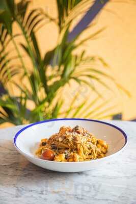 ‪charlie Lane Dubai - Financial Centre‬