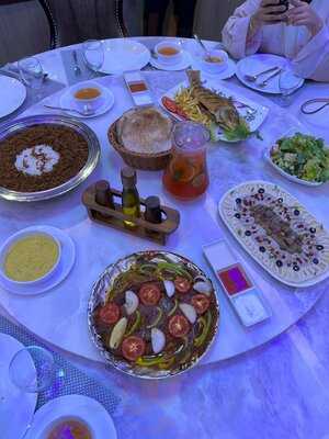 ندى مرحبا للمأكولات البحرية